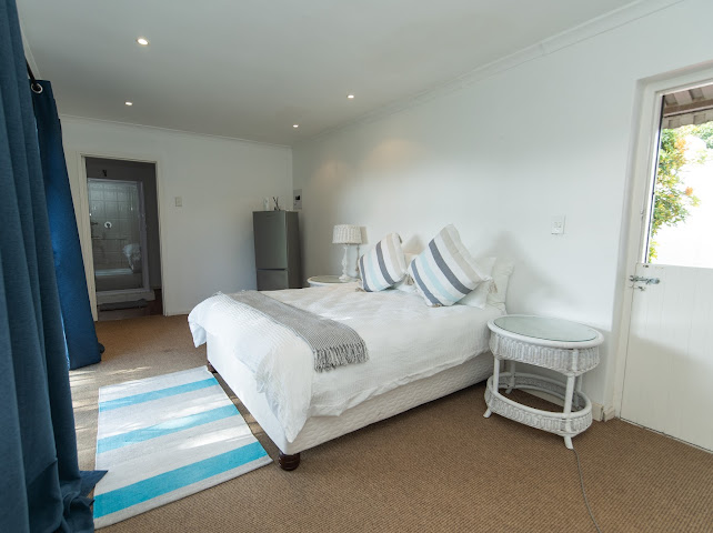 5 Bedroom Property for Sale in Summerstrand Eastern Cape